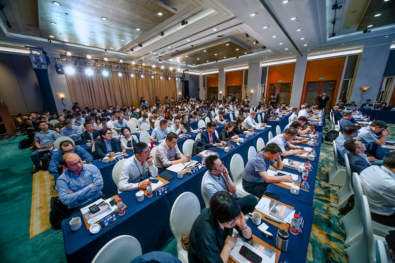 明日控股舉辦&ldquo;知行合一、產融升級&rdquo;主題沙龍暨2019年客戶答謝晚宴