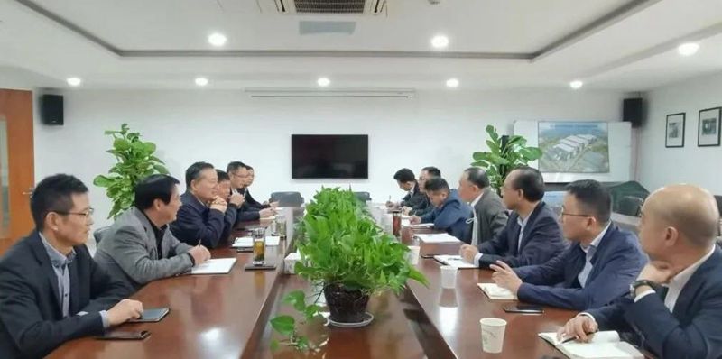 省興合集團總裁施建強調研金誠汽車、華通醫(yī)藥